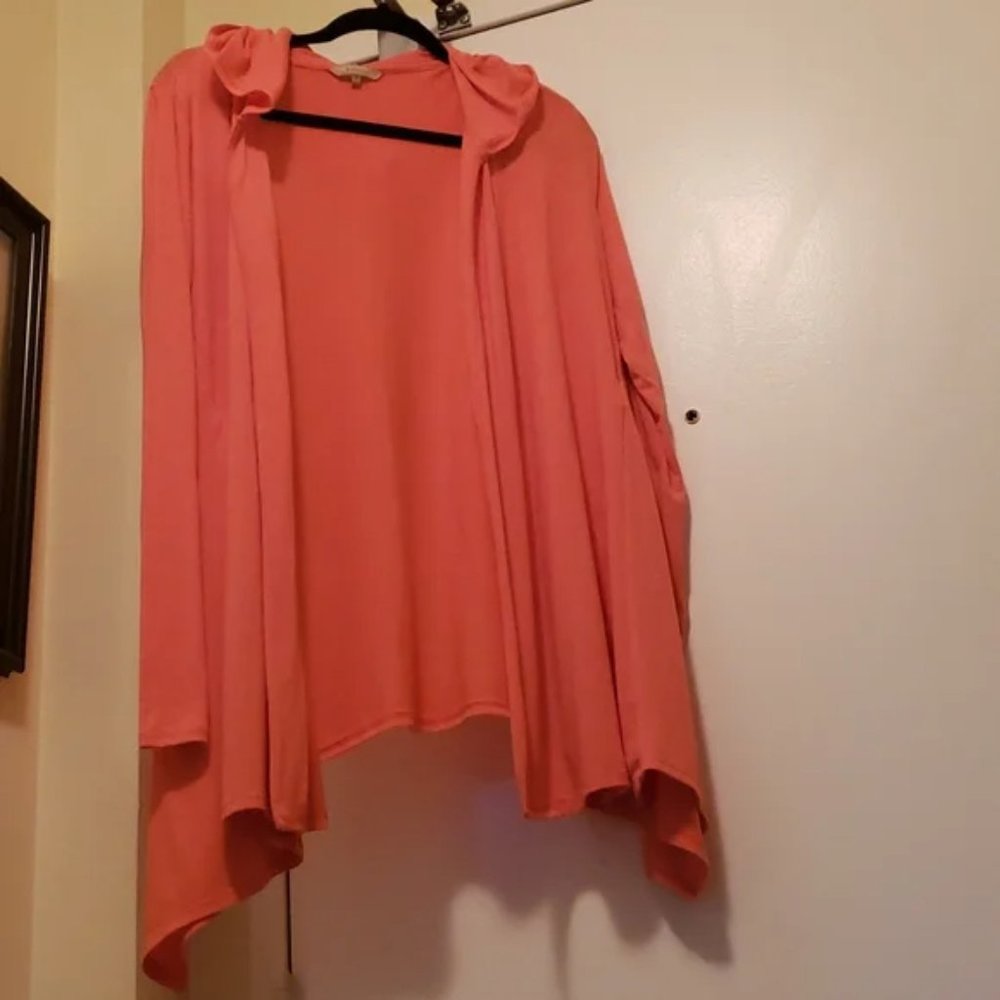 RW&CO Slight Swing Style Hooded Cardigan